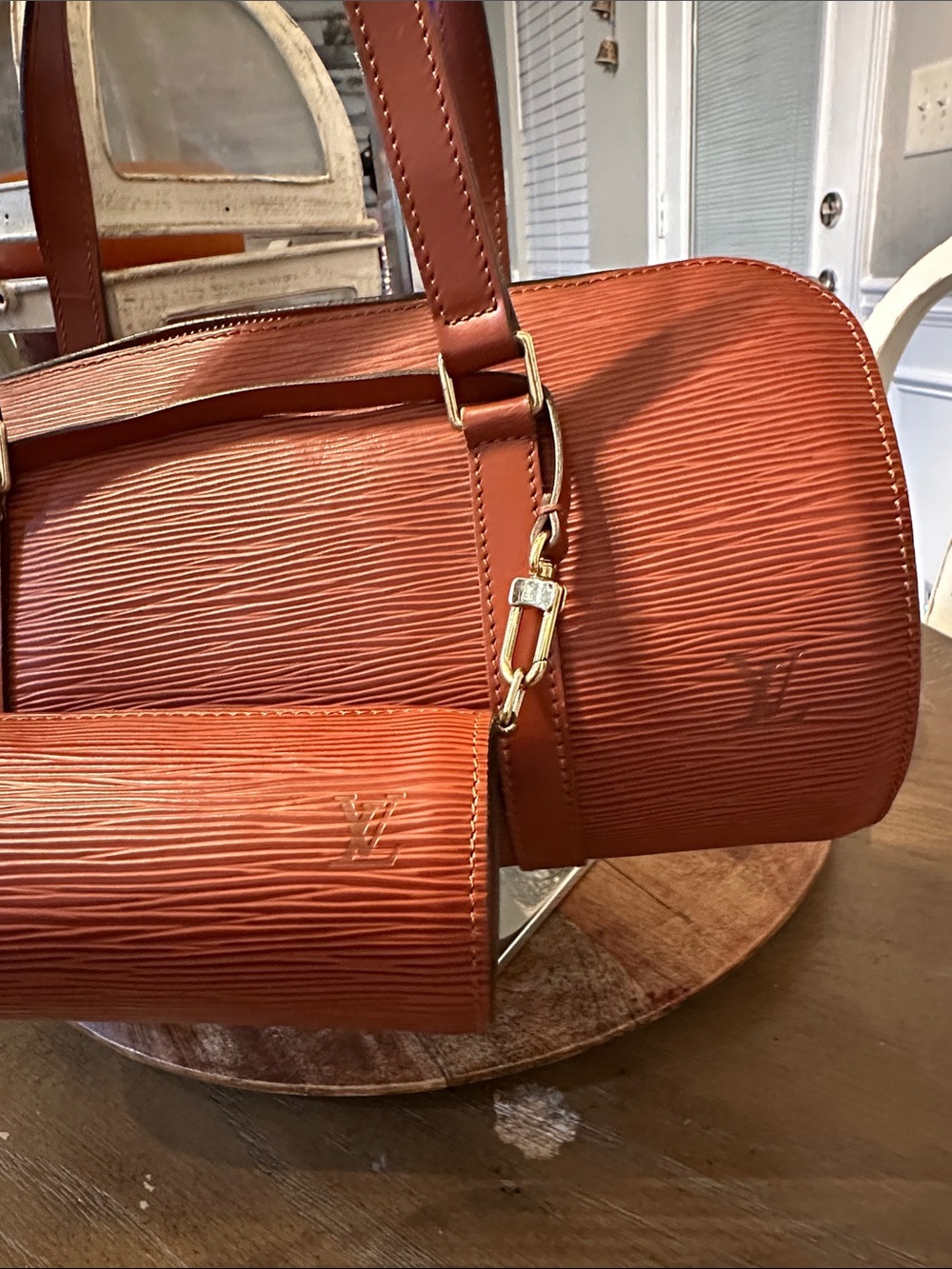 Louis Vuitton Epi leather papillon tote with pouchette - Picture 4 of 16